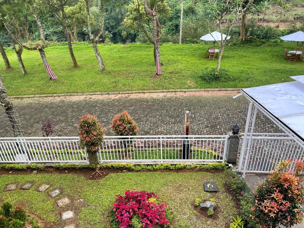 Zahrada ubytování Eton Asia Villas-Kota Bunga