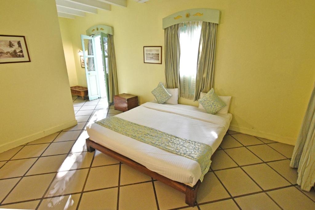 Hotel Villa Des Gouverneurs - Suite With Balcony