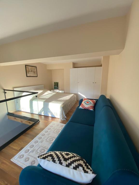 Jon's Duplex - Image 7