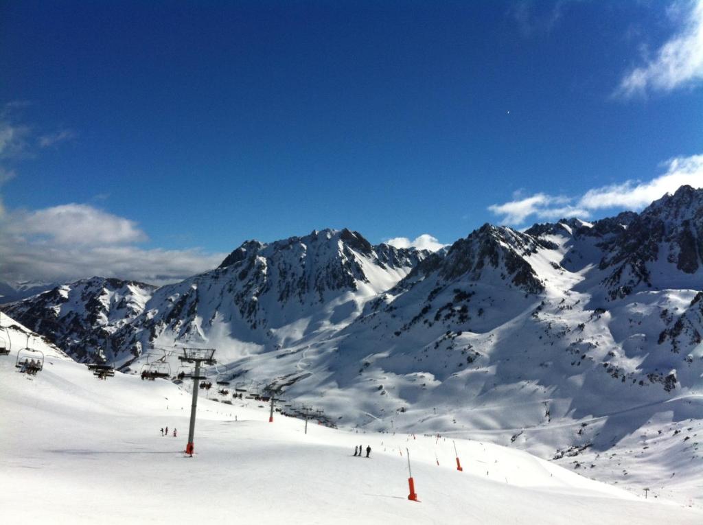Auberge des Pyrénées durante el invierno