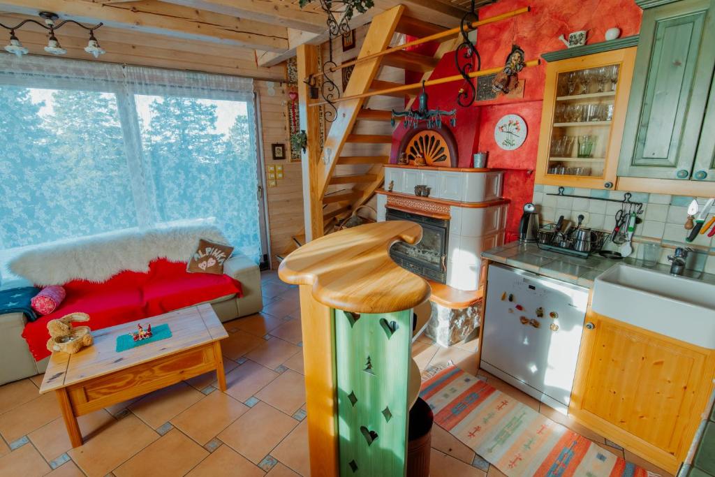 Kuchyň nebo kuchyňský kout v ubytování Chalet Alpinka