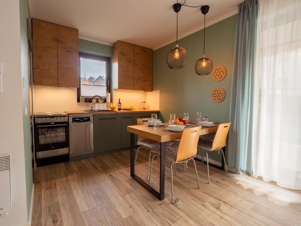 Kuchyňa alebo kuchynka v ubytovaní Apartament Sielanka Jaworki