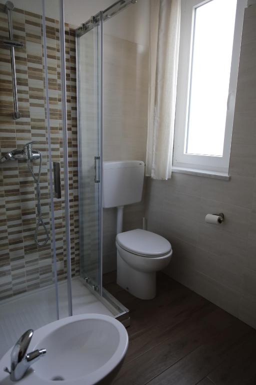 A bathroom at Cannotta Beach - Panarea
