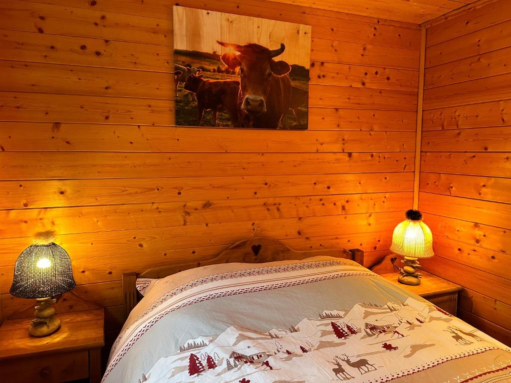 Postel nebo postele na pokoji v ubytování Refuge des Cimes