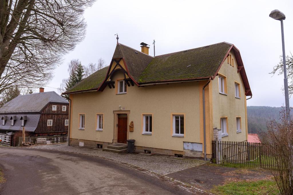Budova, kde se apartmán nachází