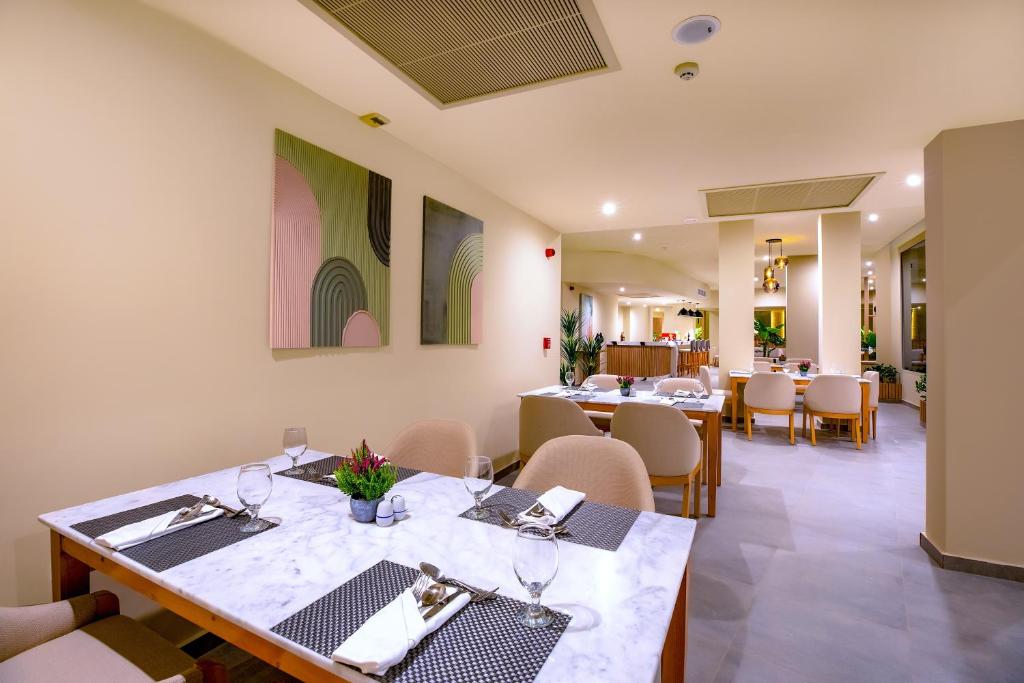 Ресторан / где поесть в Zen Resort Sahl Hasheesh by TBH Hotels