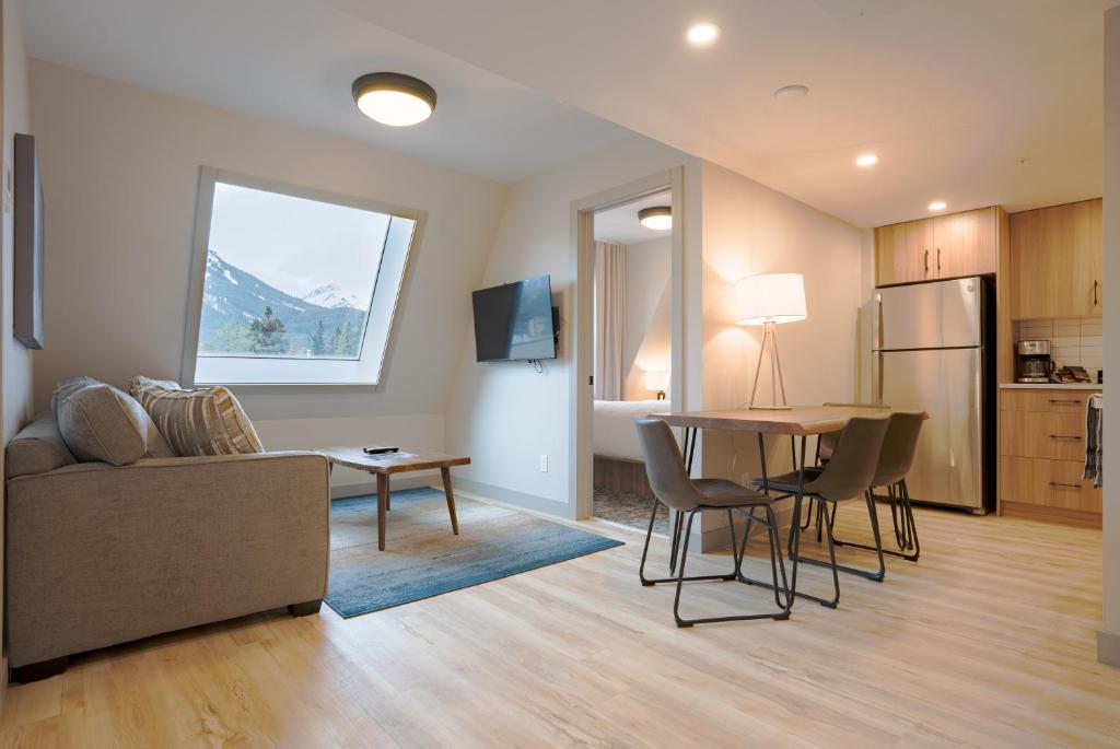 Basecamp Suites Banff photo