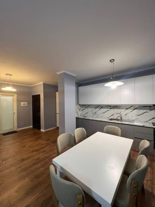 Lovely apartment by the seaside - Imazhi 4