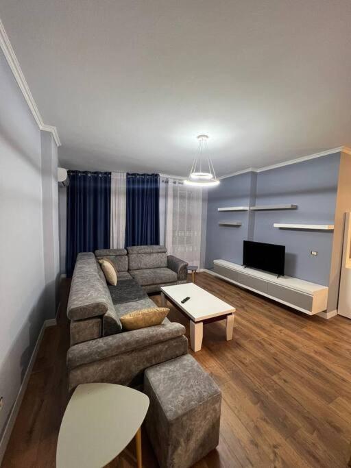 Lovely apartment by the seaside - Imazhi 1