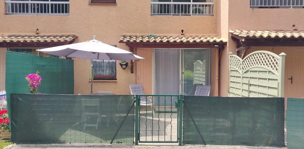 Appartement T2 46m2 avec grande terrasse - Two-Bedroom Apartment