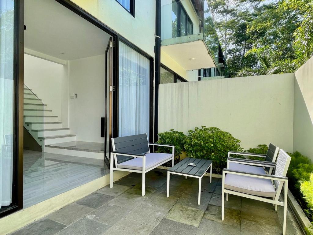 De Residence Pangandaran by Mabano Estates - Three-Bedroom Villa