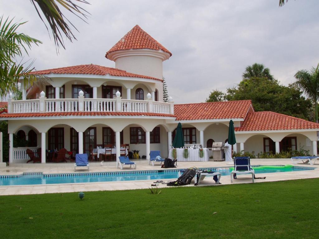 Bazén v ubytování 3BR Villa with VIP Access - All Inclusive Program with Alcohol Included. nebo v jeho okolí