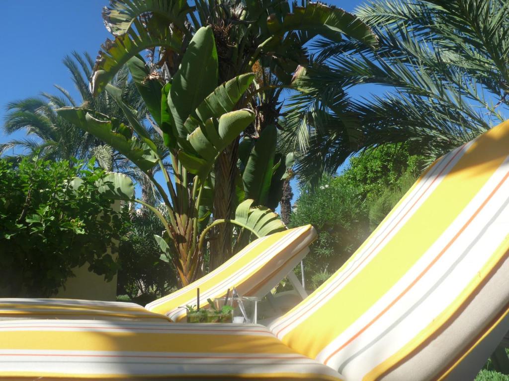 Vonkajšia záhrada v ubytovaní Casa Esquina Verde - Vera Naturista is 100 percent feelgood in Vera Playa