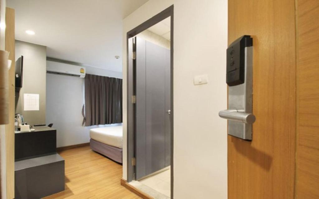 Mybed Sathorn Hotel - Resim 27