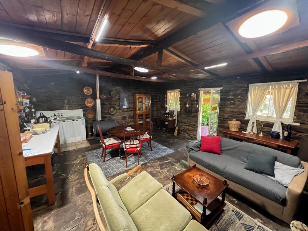 Posezení v ubytování Rustic miners cabin