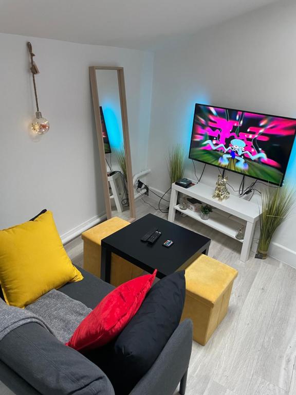 Photo de la galerie de l'établissement studio rénové 30m2 a 5 min de la gare, à Bordeaux