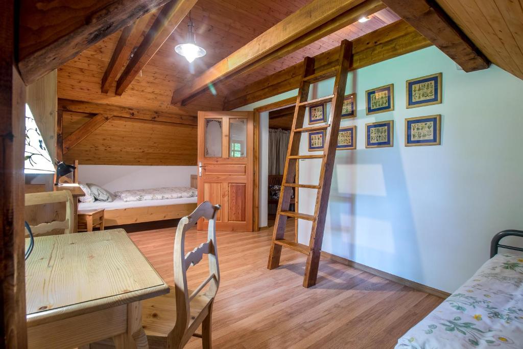 Fotografie z fotogalerie ubytování Chalupa pod javorem - Oldřichov v Hájích v destinaci Oldřichov v Hájích