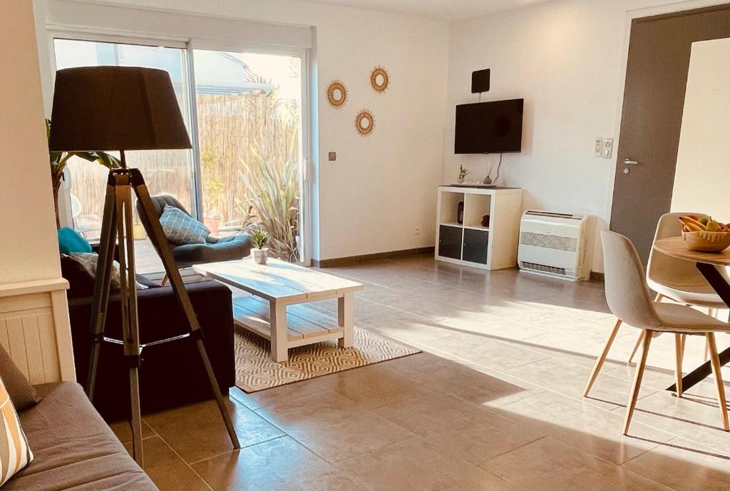 La Villa Vaihéré en Camargue, l'Hibiscus et le Magnolia - 6