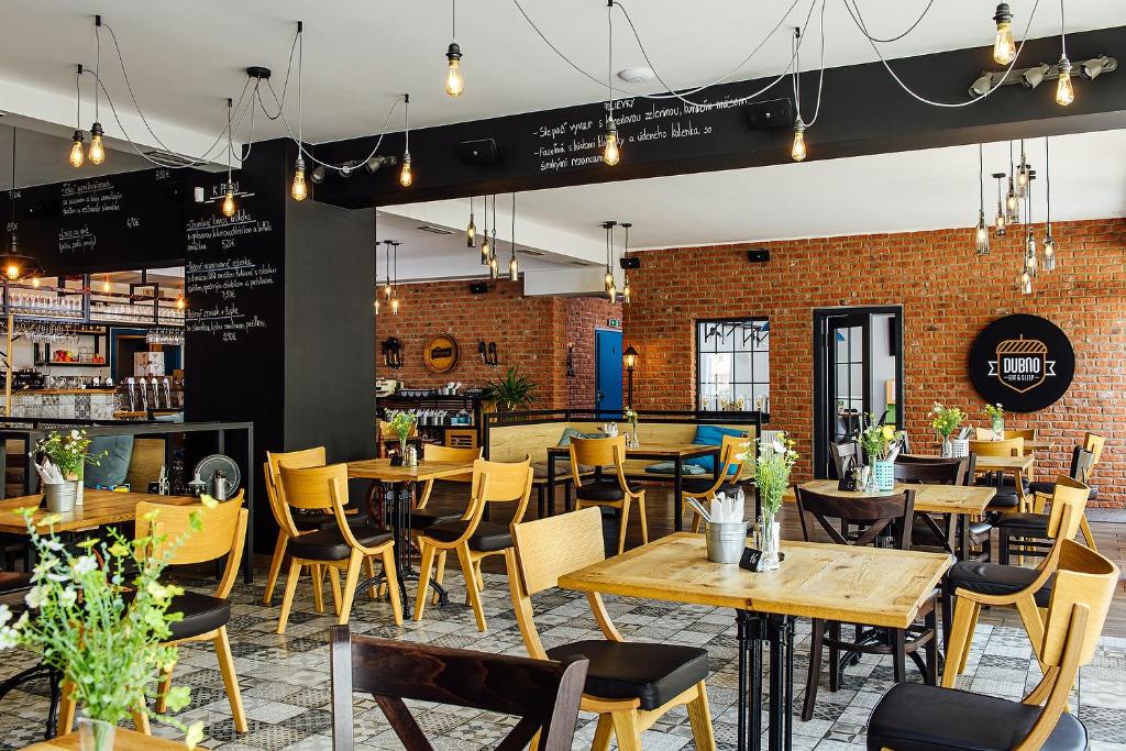 Restaurace v ubytování Dubno Eat & Sleep