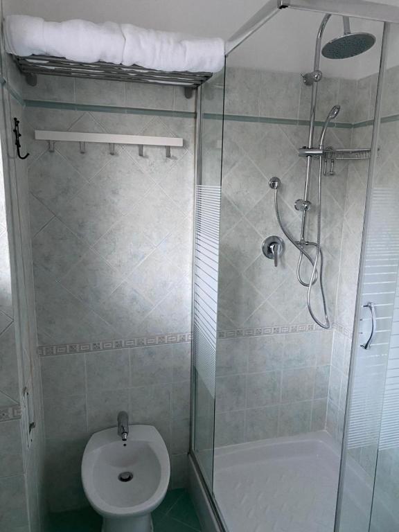 A bathroom at La Terrazza Imperiale