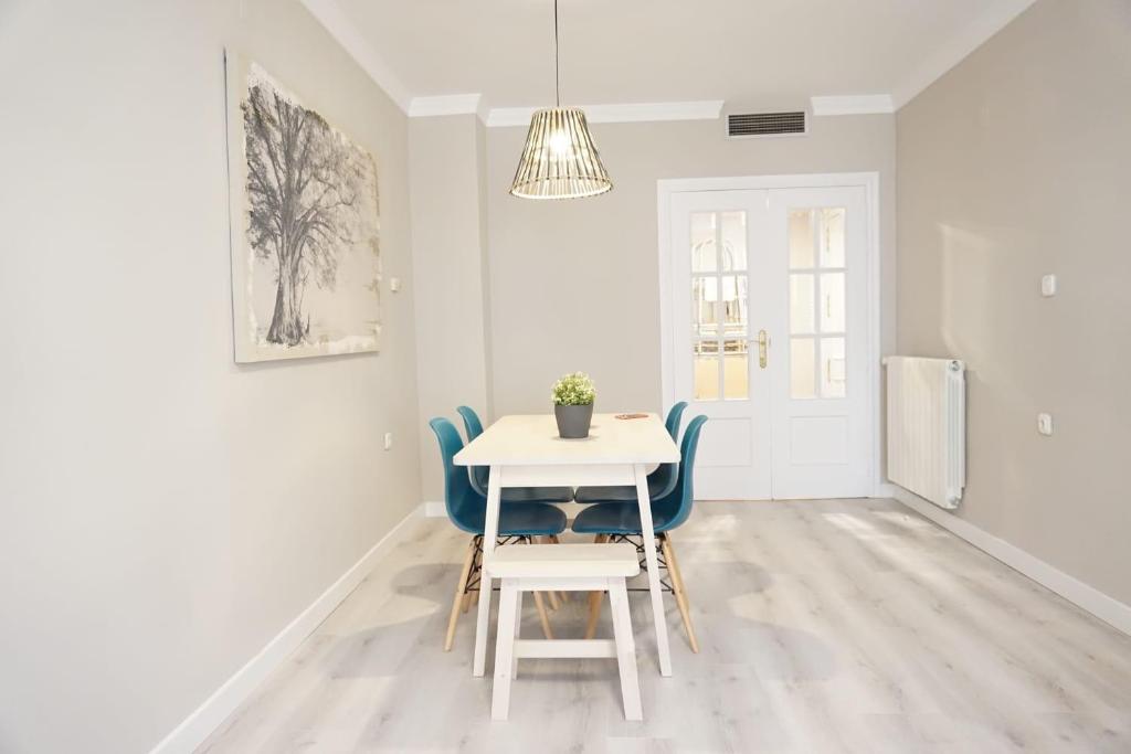 SEMINARIO GRANADA, Granada (updated prices 2024)