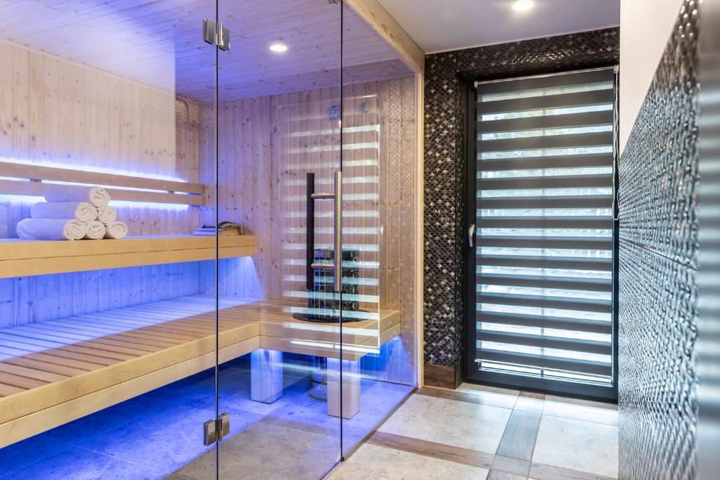 Posteľ alebo postele v izbe v ubytovaní udanypobyt Dom VALLEY VILLA