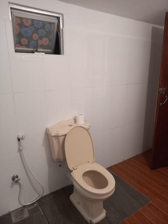 Koupelna v ubytování Chamodya Home Stay