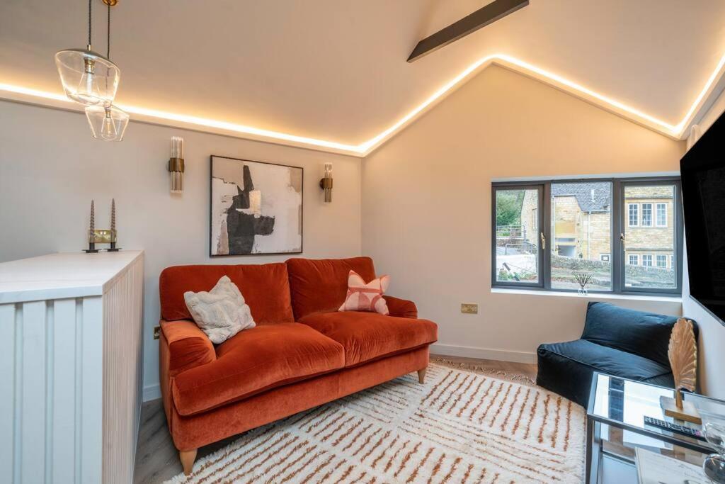 Posezení v ubytování Chic Cotswold Tiny Home - Oddity House