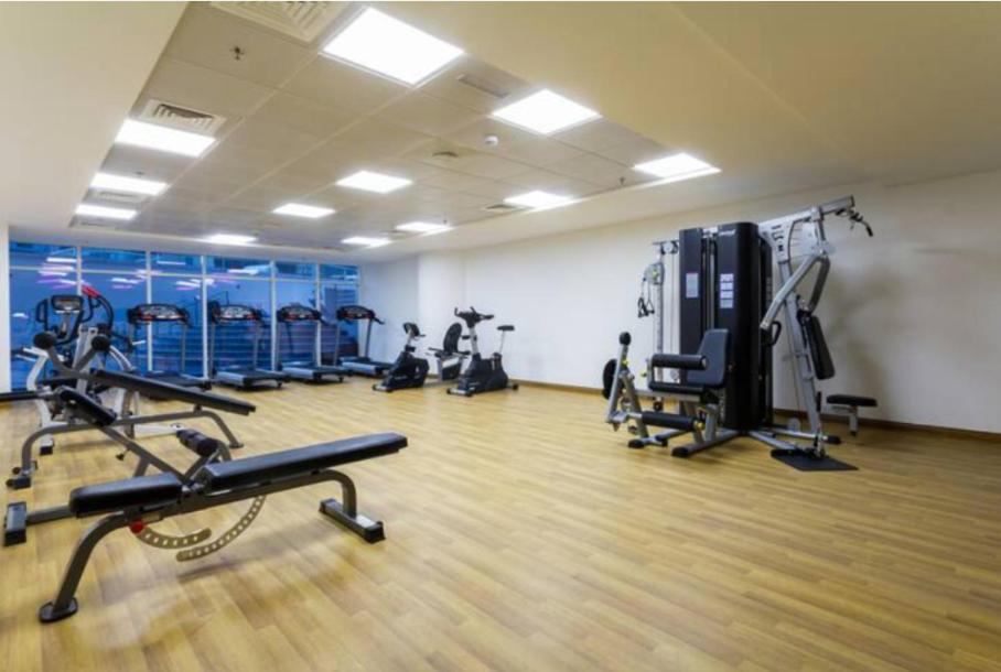 Fitness centrum a/nebo fitness zařízení v ubytování Continental Tower - Luton Vacation homes, Dubai Marina - 15AB07