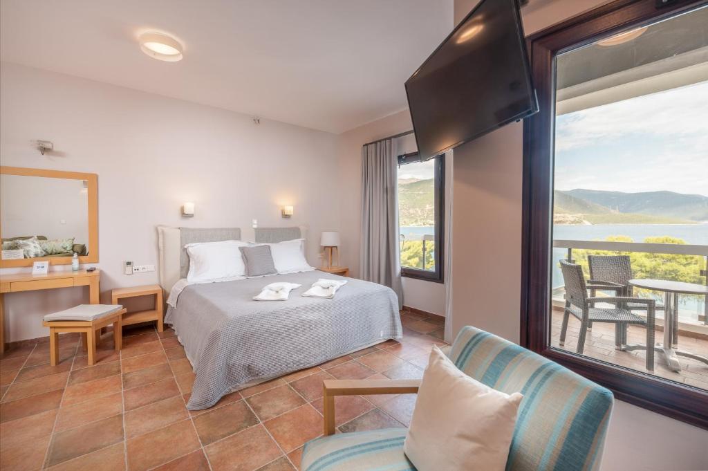 Nespecifikovaný výhled na hory nebo výhled na hory při pohledu z aparthotelu