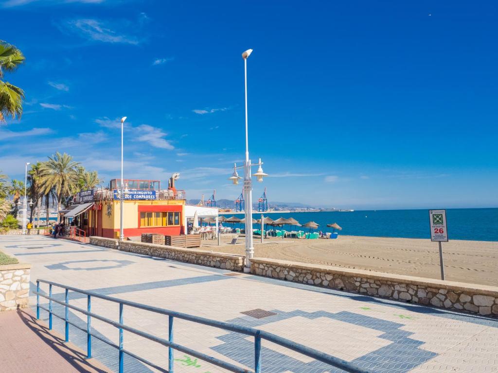 Cubos Sea View Pacifico Street & Free Parking, Málaga ...
