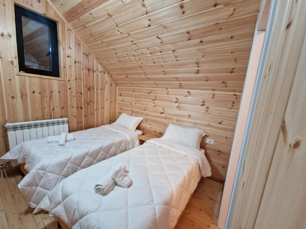 Postel nebo postele na pokoji v ubytování HANI CEPIT