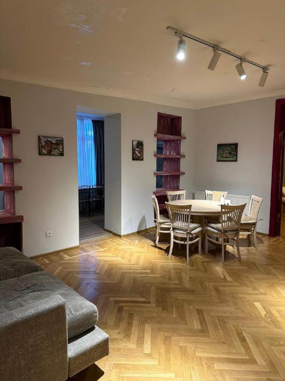 Liberty art apartment در تفلیس