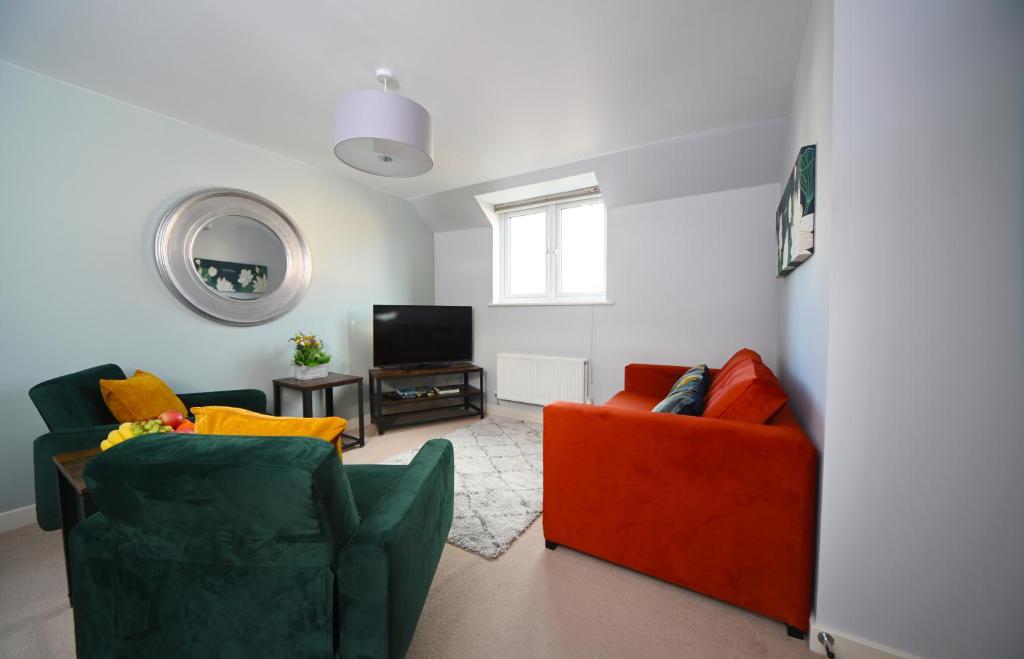 Ideal Coach House, Swindon Updated 2023 Prices