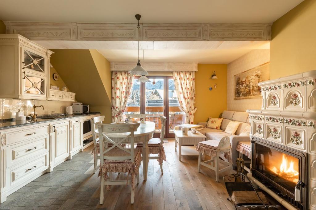 Køkken eller tekøkken på Apartament SWEET HOME