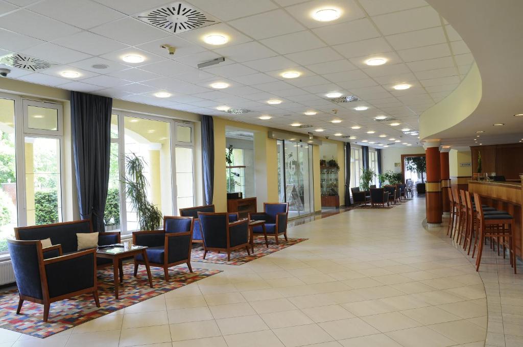 Restaurace v ubytování Garden Hotel Wellness és Konferencia