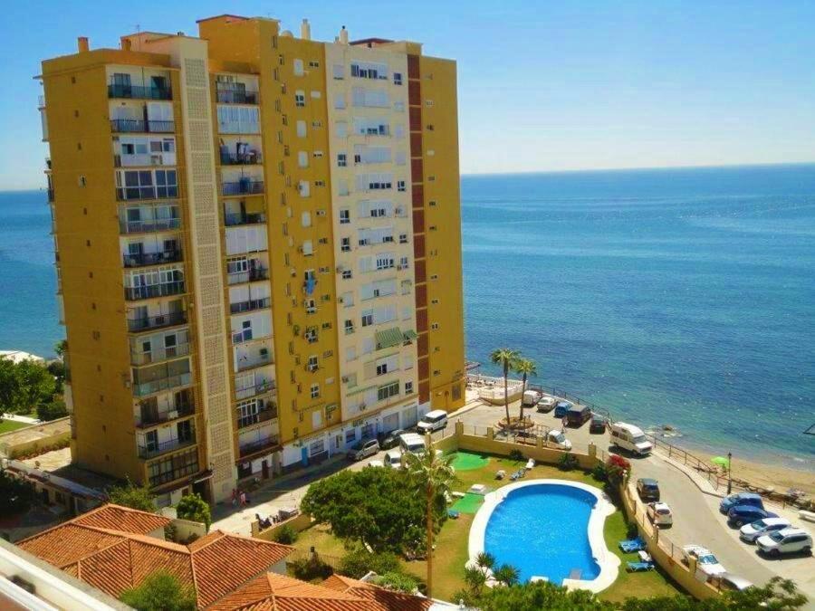 Zdjęcie z galerii obiektu Apartamento en la orilla de Calahonda REFORMADO w mieście Sitio de Calahonda