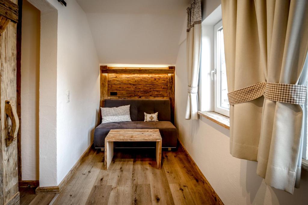 Postel nebo postele na pokoji v ubytování Gasthof Geraerhof
