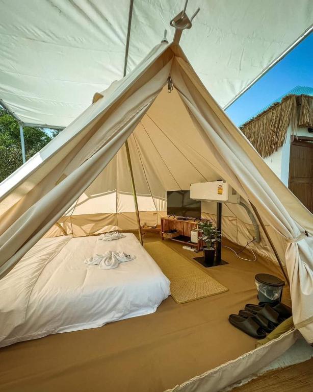 Fotografie z fotogalerie ubytování GO GLAMPING MAEPIM CAPE v destinaci Ban Nam Lai Ta Tum
