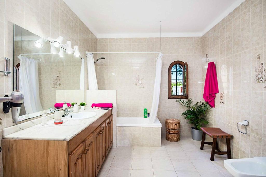 Fotografie z fotogalerie ubytování Villa Geranios v destinaci Pollença