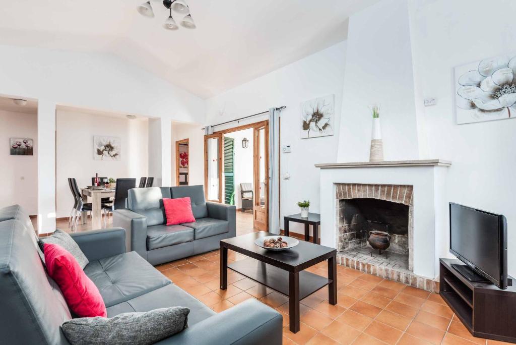 Fotografie z fotogalerie ubytování Villa Paco v destinaci Cala en Blanes