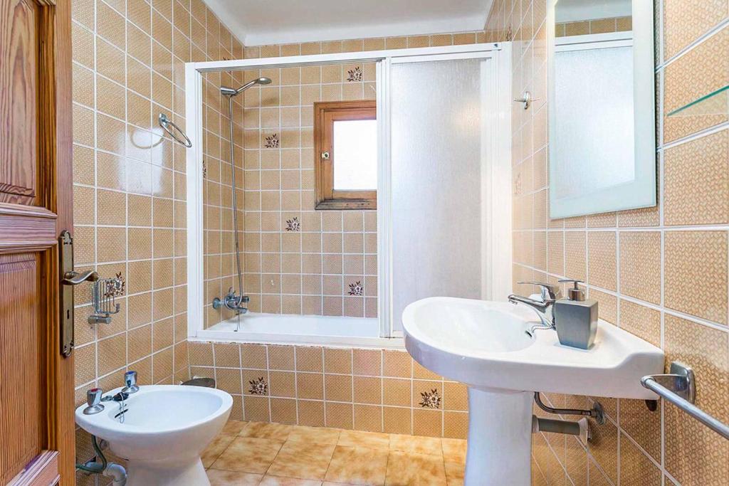 Koupelna v ubytování Villa Yesero