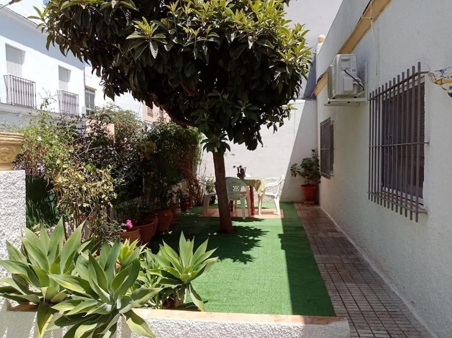 Zahrada ubytování Casa tranquila , muy bien ubicada