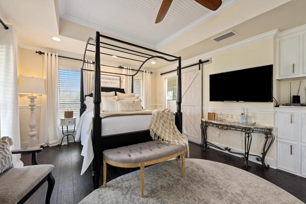 The Plantation House Boutique Inn - Queen Suite