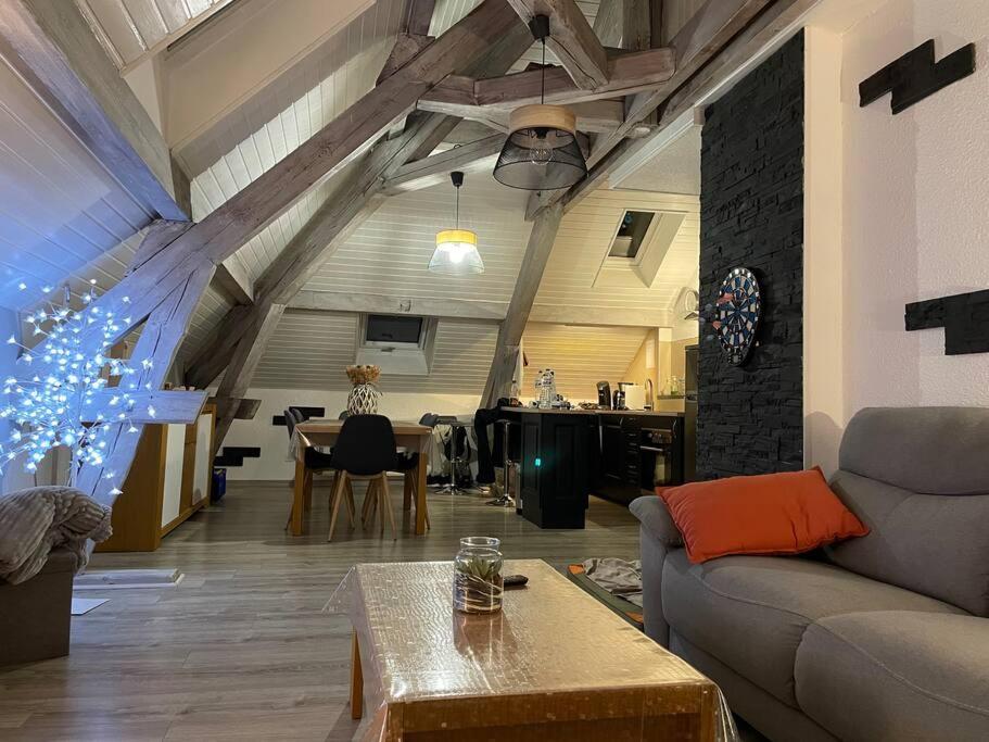Posedenie v ubytovaní Loft avec jardin