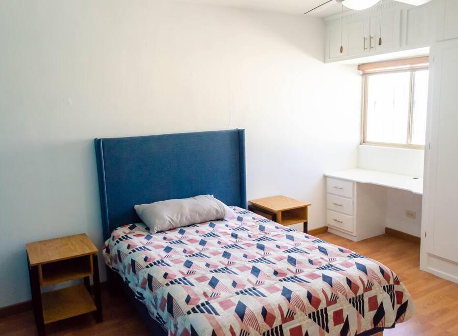 Alojamiento completo 3 habitaciones (se puede facturar) - Maison De Trois Chambres