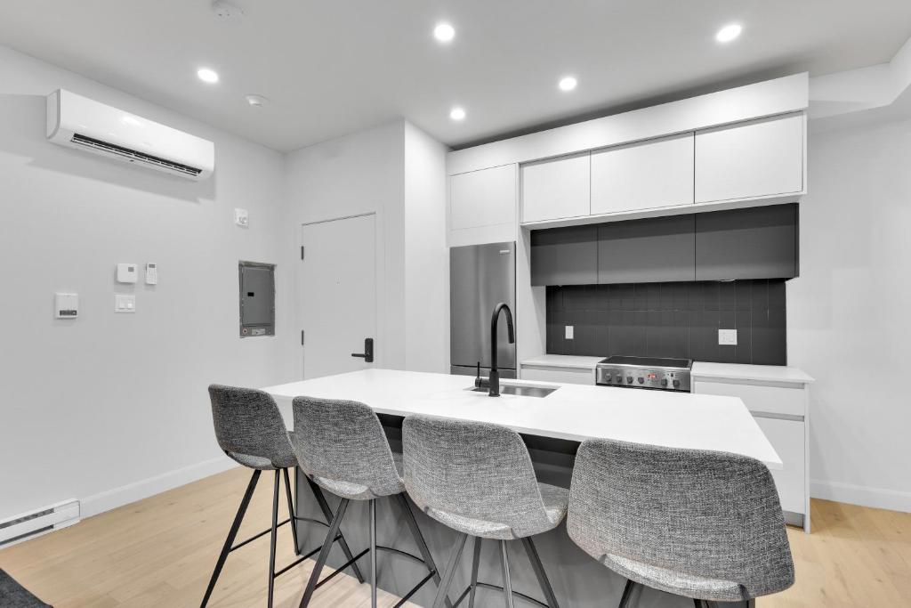 Deluxe Suites Downtown Montreal - Resim 13