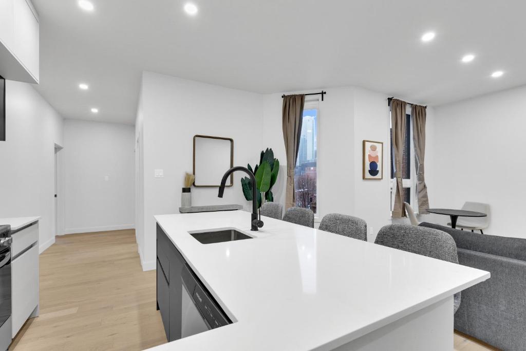 Deluxe Suites Downtown Montreal - Resim 23