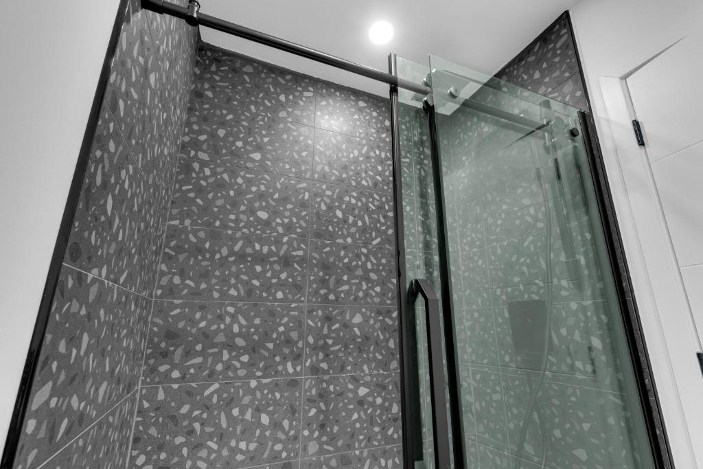 Deluxe Suites Downtown Montreal - Resim 30