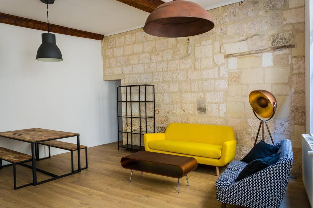 Posedenie v ubytovaní Apartment in hyper center - 3 bedrooms